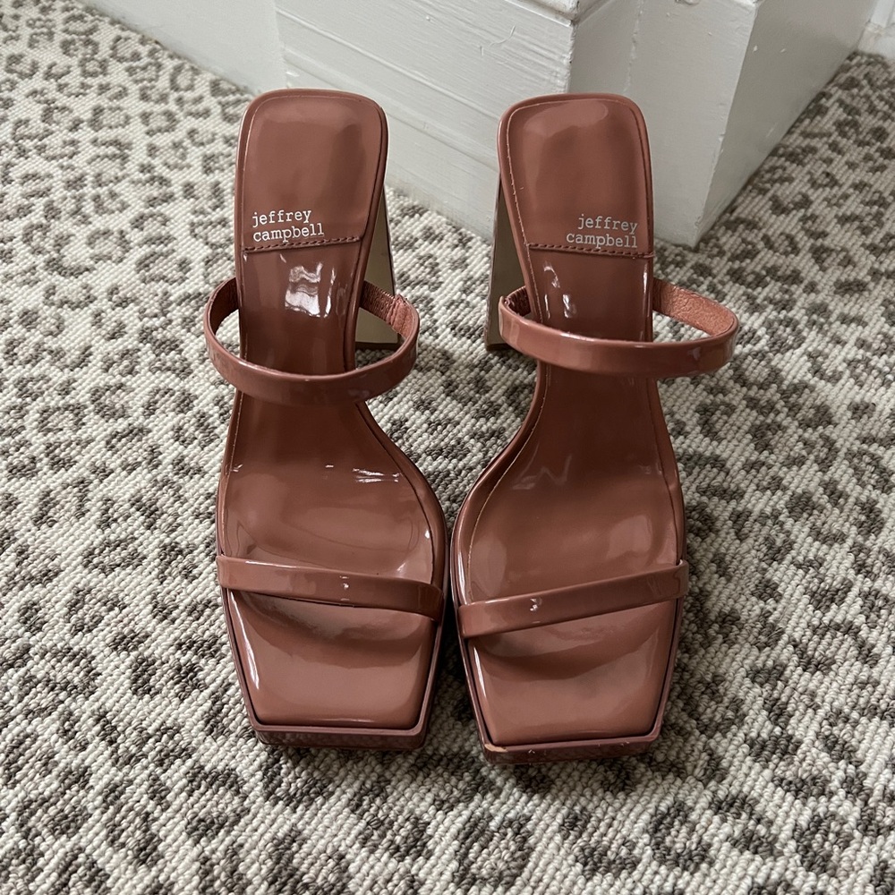 JEFFREY CAMPBELL - Square Pump
